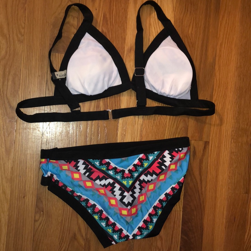 Bikini 👙 - Picture 6 of 7